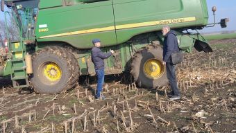 Працівникам с/г підприємства наголосили на вимогах безпеки під час обслуговування техніки